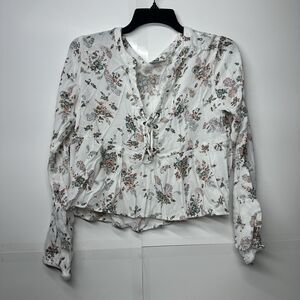 SO Juniors Small Boho Floral Peasant Top Long Sleeve Lace Up Blouse White